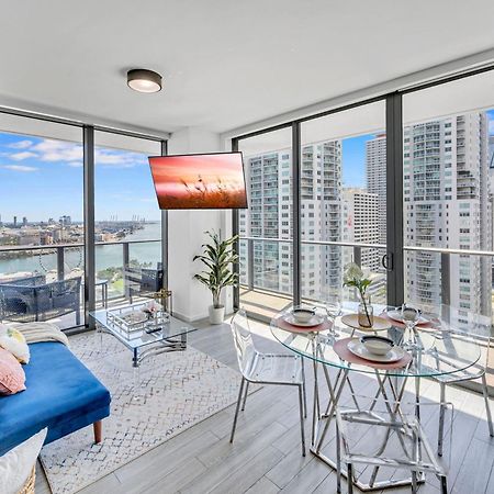 Mesmerizing Views Corner Condo Miami Exterior photo